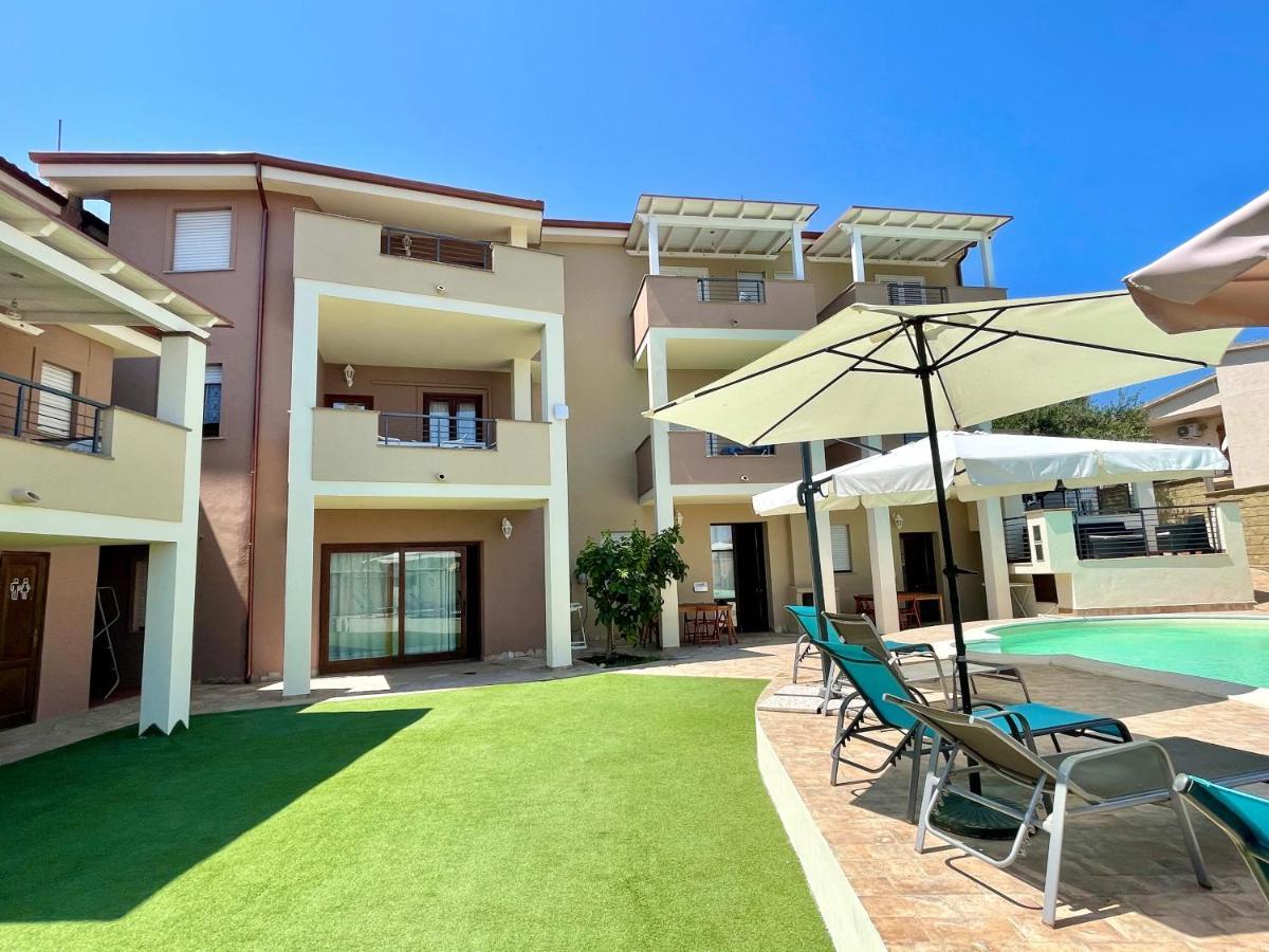 Monolocale Loredana Apartment Tergu Exterior photo